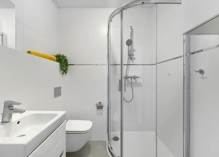 Daire Spacious In The Heart Of Poznan